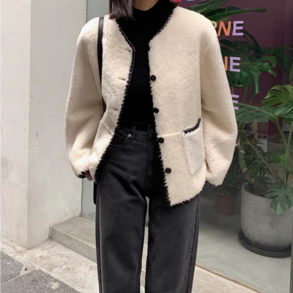 New Genuine leather shearling jacket. Toteme style.